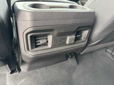 2021 Chevrolet 1500 Crew Cab, $39999. Photo 7