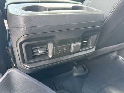 2021 Chevrolet 1500 Crew Cab, $36990. Photo 8