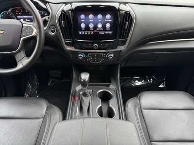 2021 Chevrolet Traverse, $28785. Photo 2