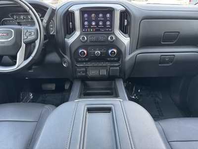 2021 GMC 1500 Crew Cab, $41999. Photo 2