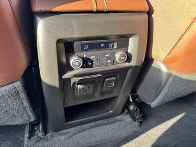 2021 Chevrolet Traverse, $32999. Photo 11