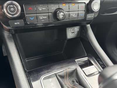2022 Jeep Compass, $20999. Photo 11