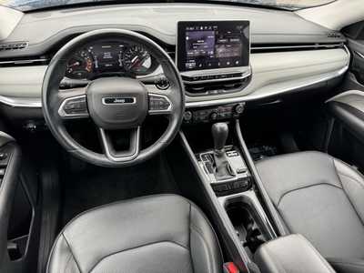 2022 Jeep Compass, $20999. Photo 8
