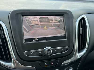 2022 Chevrolet Equinox, $21699. Photo 4