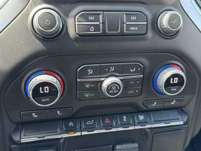 2022 Chevrolet 1500 Crew Cab, $42985. Photo 9