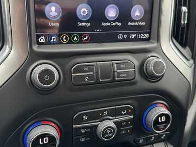 2022 Chevrolet 1500 Crew Cab, $44985. Photo 11