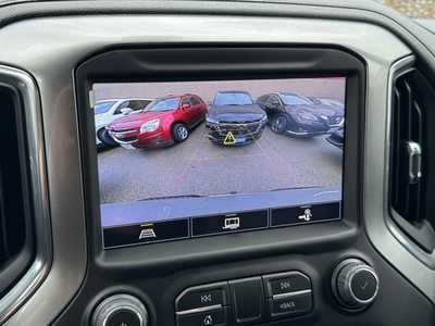 2022 Chevrolet 1500 Crew Cab, $44985. Photo 4