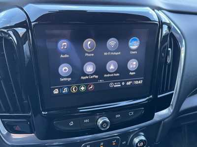 2022 Chevrolet Traverse, $33999. Photo 3