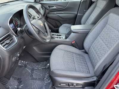 2024 Chevrolet Equinox, $25499. Photo 5