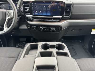 2026 Chevrolet 1500 Crew Cab, $51795.0. Photo 2