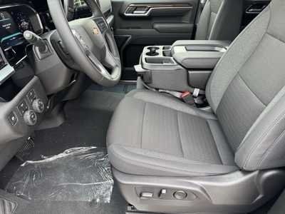 2026 Chevrolet 1500 Crew Cab, $51795.0. Photo 5