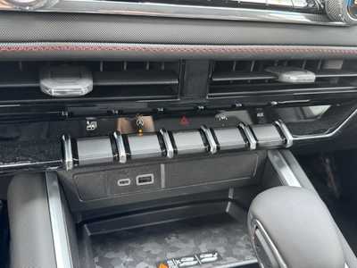 2026 Chevrolet Colorado Crew Cab, $45970.0. Photo 11
