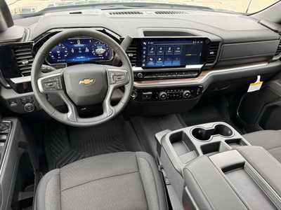 2026 Chevrolet 1500 Crew Cab, $56915.0. Photo 8