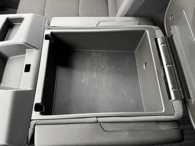 2025 Chevrolet 1500 Crew Cab, $50495.0. Photo 11