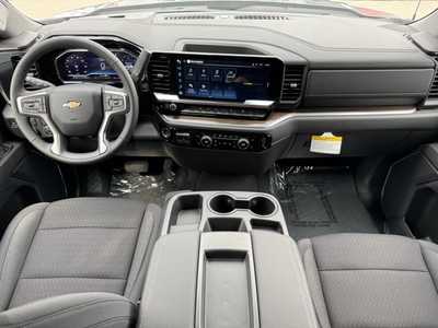 2025 Chevrolet 1500 Crew Cab, $50495.0. Photo 9