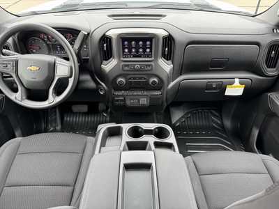 2025 Chevrolet 3500 Crew Cab, $64315.0. Photo 8