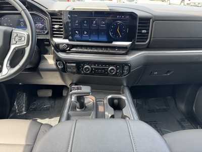 2024 Chevrolet 1500 Crew Cab, $46695. Photo 2
