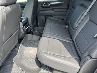 2024 Chevrolet 1500 Crew Cab, $46695. Photo 6
