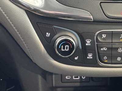 2021 Chevrolet Equinox, $24599. Photo 11