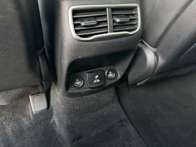2022 Hyundai Santa Fe, $29890. Photo 9