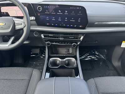 2026 Chevrolet Traverse, $47420. Photo 2