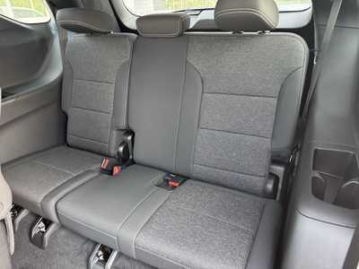 2026 Chevrolet Traverse, $47420. Photo 8