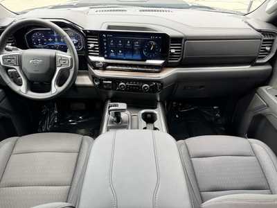 2024 Chevrolet 1500 Crew Cab, $52999. Photo 9