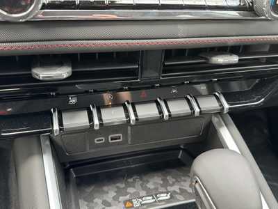 2026 Chevrolet Colorado Crew Cab, $45970.0. Photo 11