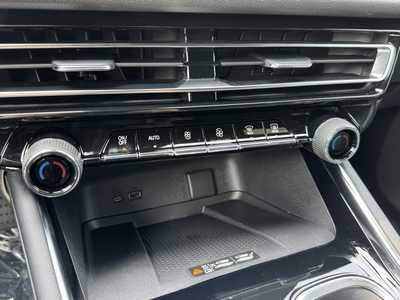 2026 Chevrolet Traverse, $45415.0. Photo 10