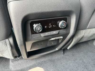 2026 Chevrolet Traverse, $45415.0. Photo 7