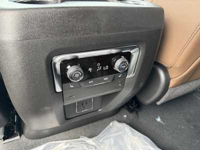 2025 Chevrolet Tahoe, $82290.0. Photo 8