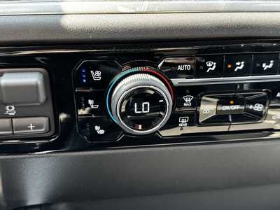 2025 Chevrolet 3500 Crew Cab, $70595.0. Photo 12