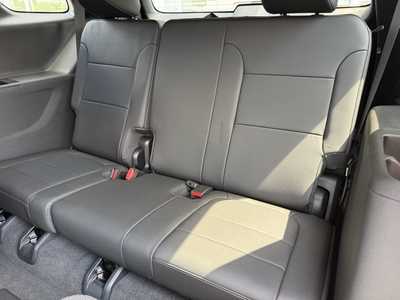 2023 Chevrolet Traverse, $36495. Photo 7