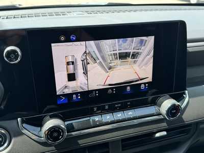 2023 Chevrolet Colorado Crew Cab, $35899. Photo 4