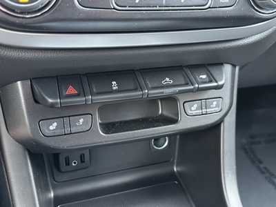 2022 Chevrolet Colorado Crew Cab, $33995. Photo 11