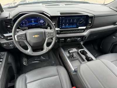2024 Chevrolet 1500 Crew Cab, $48999. Photo 8