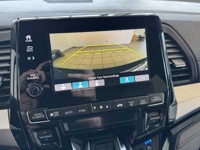 2019 Honda Odyssey, $26475. Photo 4