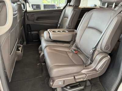 2019 Honda Odyssey, $26475. Photo 8