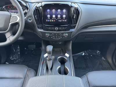 2023 Chevrolet Traverse, $33999. Photo 2