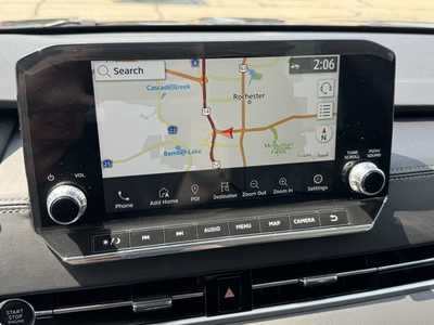 2022 Mitsubishi Outlander, $24999. Photo 3