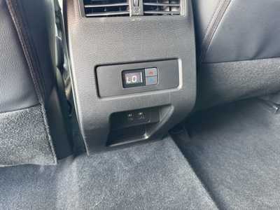 2022 Mitsubishi Outlander, $24999. Photo 8