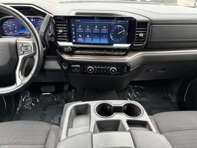 2023 Chevrolet 1500 Crew Cab, $37250. Photo 2