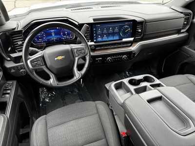 2023 Chevrolet 1500 Crew Cab, $37250. Photo 8