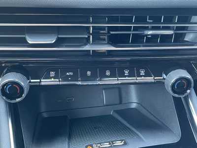 2026 Chevrolet Traverse, $52020.0. Photo 11