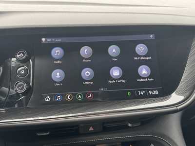 2021 Buick Envision, $23999. Photo 3
