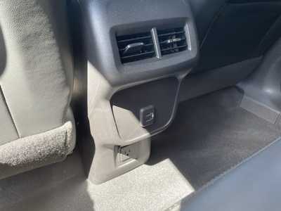 2022 Chevrolet Equinox, $24999. Photo 7