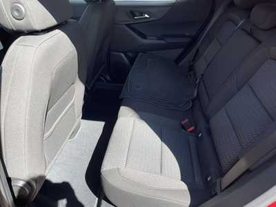2026 Chevrolet Equinox, $31490.0. Photo 6