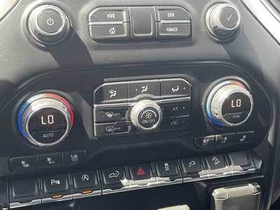 2019 Chevrolet 1500 Crew Cab, $35799. Photo 10