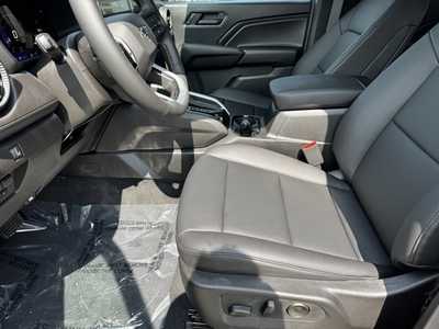 2026 Chevrolet Colorado Crew Cab, $44920.0. Photo 5