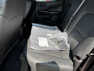 2026 Chevrolet Colorado Crew Cab, $44920.0. Photo 6